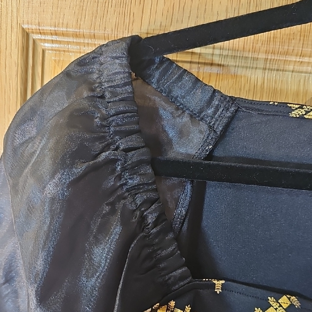 Chic Black and Gold Blouse - Picture 9 of 13